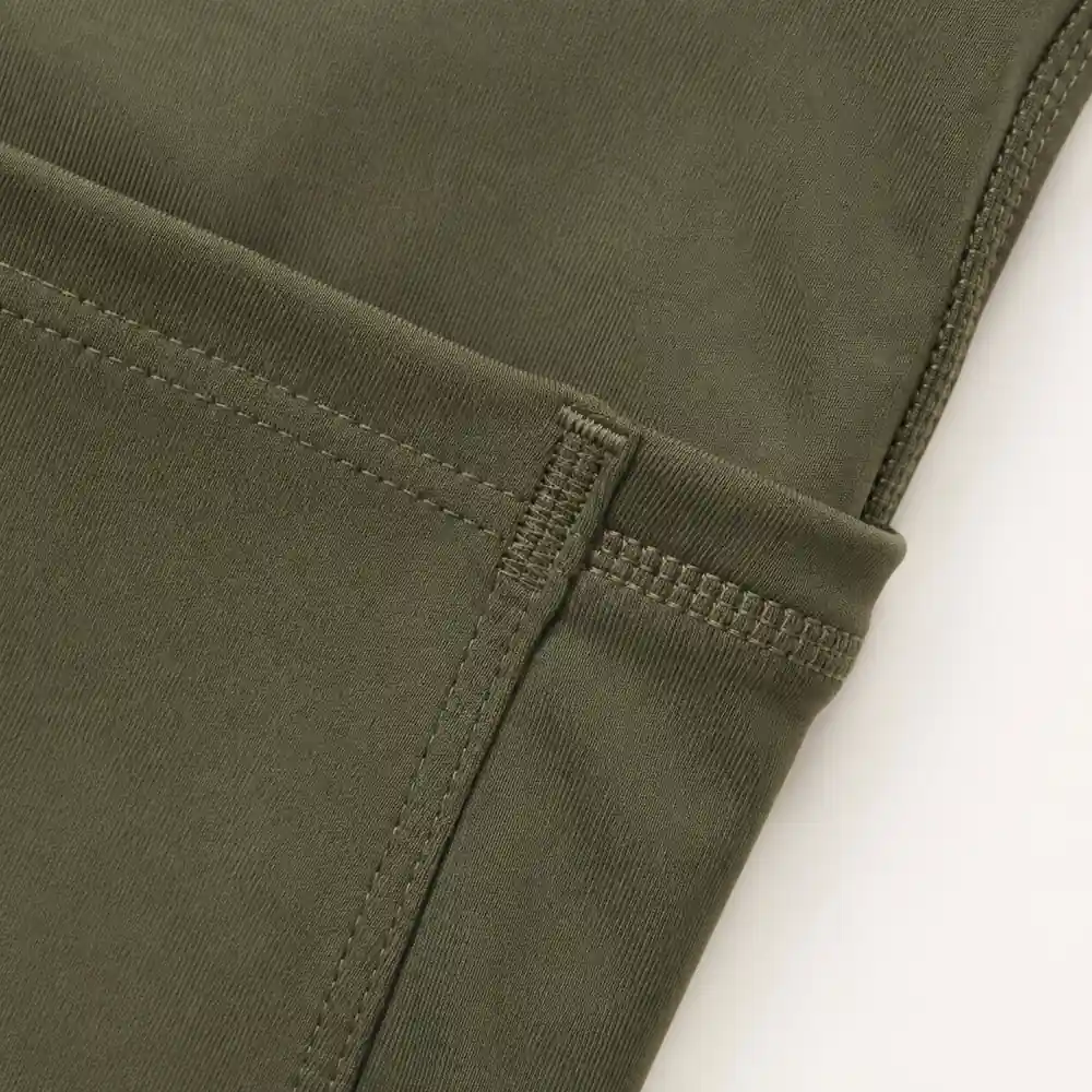 Overlock Construction detail at MOVEVOX