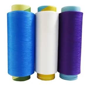 Seamless core-spun tubular yarn