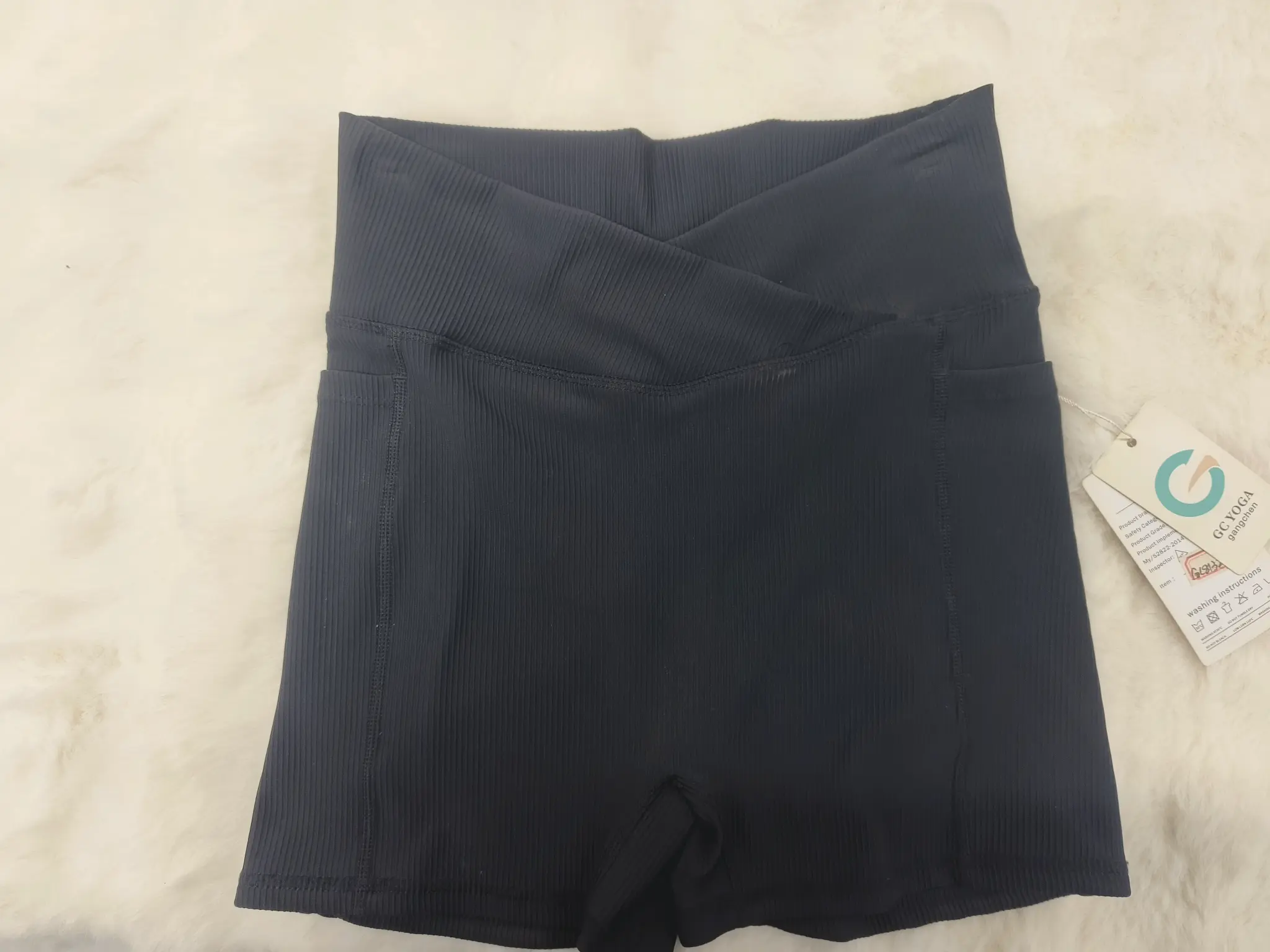 Yoga shorts waistband measurement hotspot - replace with real MOVEVOX material