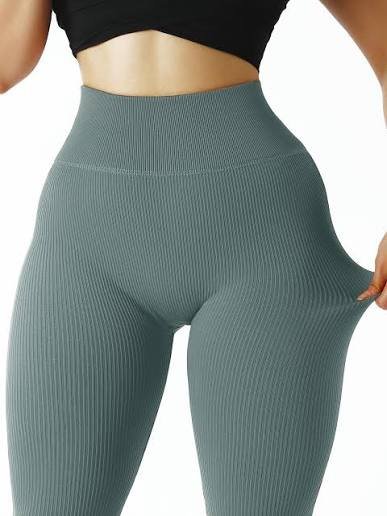 MOVEVOX high-waist leggings sample showing waistband construction