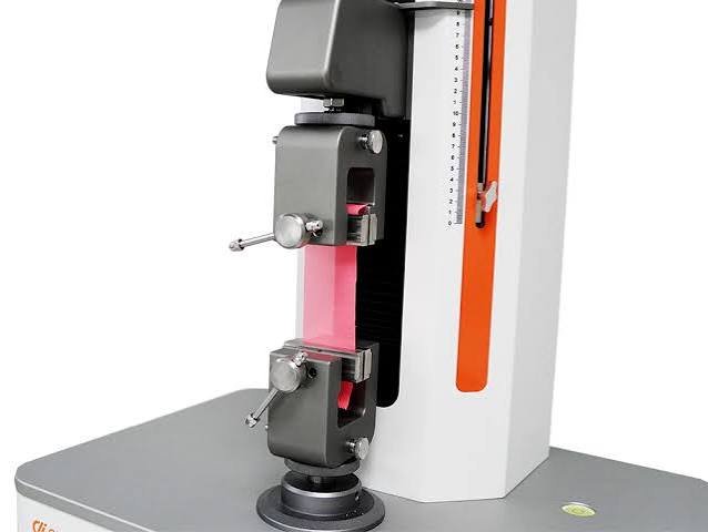 Electronic tensile testing machine testing seam breaking strength above 180 Newtons